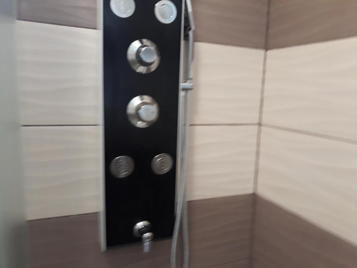 Andi Apartman Pacir Exterior photo